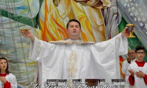 Padre Sidnei avisa amigos que vai morar em Joinville