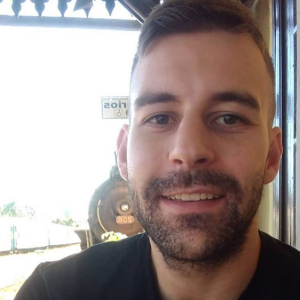 Após uma semana internado, morre professor de educação física atropelado na Penha
