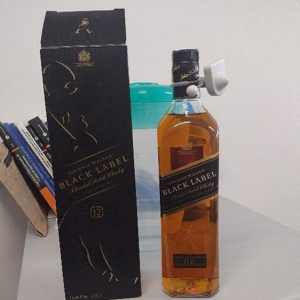 Homem é flagrado furtando litro de whisky no Alto de Mafra