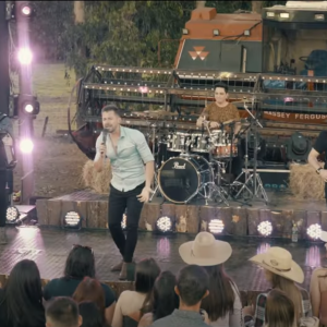 Grupo Marcação lança clipe da música “Cinderela de Botina”; assista