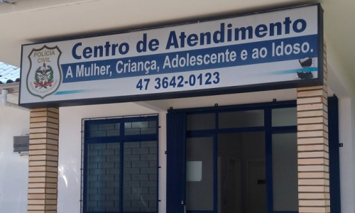 Homem é preso por armazenar conteúdo de pornografia infantil em Mafra