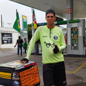 Viajante vai de Uruguaiana à Bahia de bicicleta e passa por Riomafra