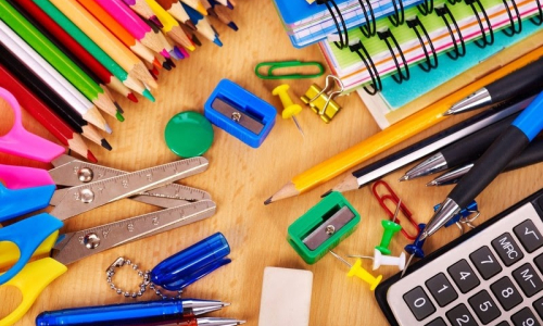 Uninter lança campanha para arrecadação de materiais escolares