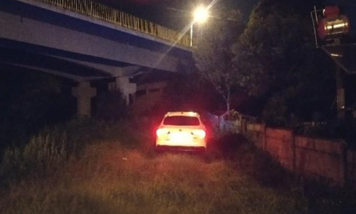 Taxista tem carro roubado durante corrida em Mafra