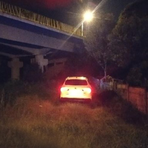 Taxista tem carro roubado durante corrida em Mafra
