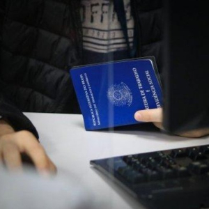 SC tem menor número de pedidos de seguro-desemprego em 10 anos