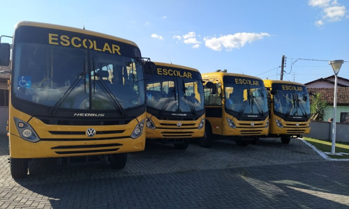 Campo do Tenente investe em quatro ônibus novos para frota de veículos escolares