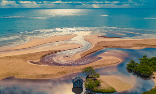 5 praias paradisíacas para visitar em Caraíva