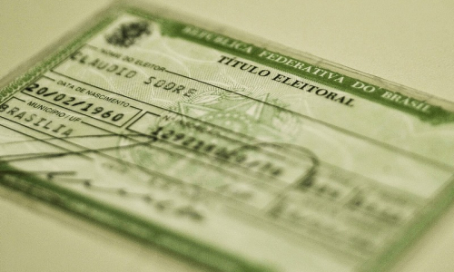 Mudança de domicílio eleitoral pode ser informada até 4 de maio, pela internet