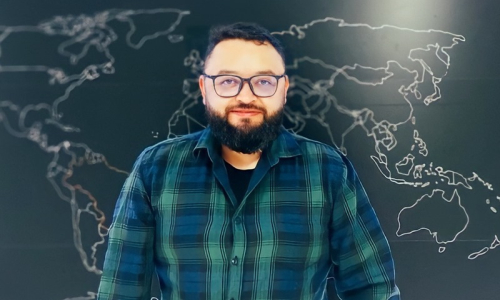 Professor de Mafra cria canal no YouTube para despertar interesse pela geografia