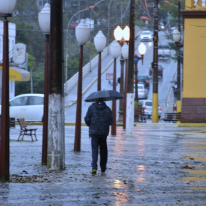Riomafra deve ter mais uma semana com céu encoberto e chuva