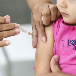 Vacinação de crianças contra sarampo e influenza começa em 4 de abril