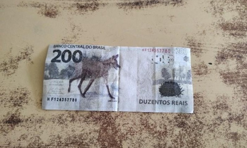 Comerciante é vítima de golpe com nota falsa de R$ 200 em Mafra