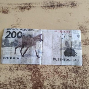 Comerciante é vítima de golpe com nota falsa de R$ 200 em Mafra