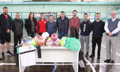 Rio Negro recebe materiais esportivos para preparação de atletas