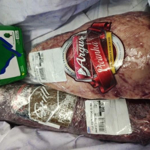 Mulher é flagrada tentando furtar carne e erva de chimarrão em Mafra