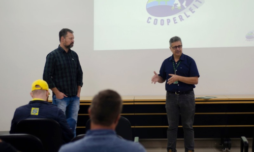 Produtores rurais participam de lançamento do programa Mafra Mais Leite