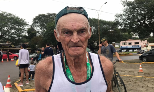 Corredor José Figura participa da Corrida Rústica desde a primeira edição