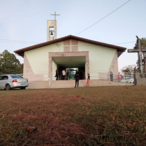 Avencal do Meio recebe Festa da Comunidade de Santa Cruz neste domingo