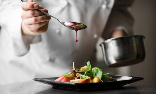Canal C abre matrículas para curso de Cozinheiro Profissional