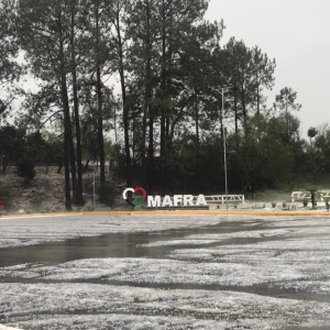 Forte chuva de granizo atinge Riomafra e região