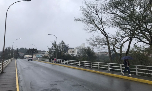 Inverno começa nesta terça com previsão de chuva na região