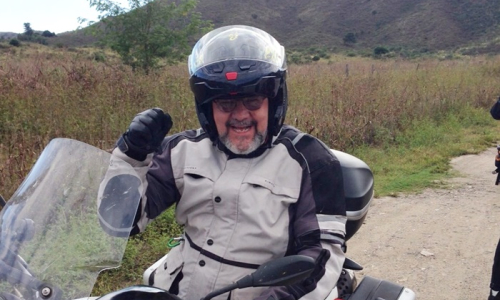 Motociclista riomafrense fala sobre viagens e aventuras sobre duas rodas