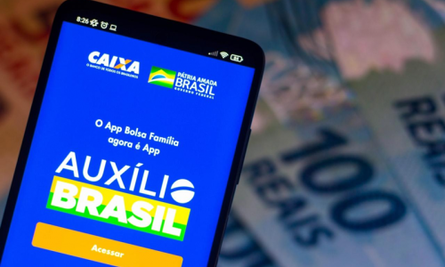 Governo confirma aumento do Auxílio Brasil para R$ 600