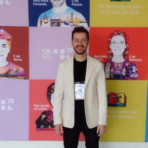 Escritor mafrense participa da Bienal do Livro de São Paulo