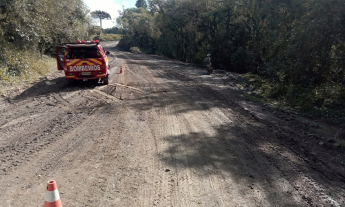 Homem fica ferido após queda de moto no interior de Mafra