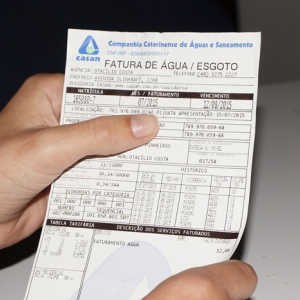 Nova estrutura tarifária da Casan entra em vigor neste domingo