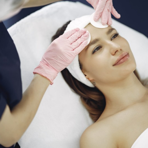 Estética corporal e facial: mercado aquecido demanda qualificação