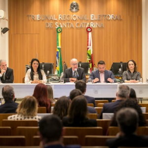 TRE-SC cria canal para receber denúncias de violência contra a mulher
