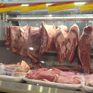 Confira as ofertas do setor de açougue do Compre Mais