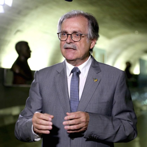 Entrevista: "Sonho com uma SC justa, onde se assegure a todos a possibilidade de crescer", afirma Dalírio Beber
