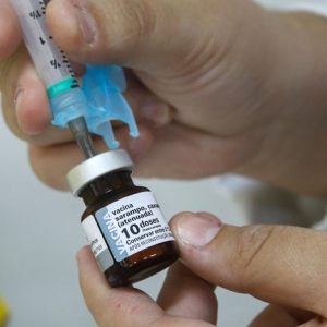 Vacina tríplice viral será testada contra o coronavírus em SC