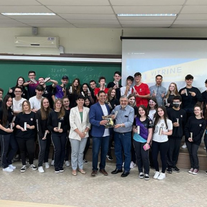 Maior vendedor de colchões do país ministra palestra para estudantes em Mafra