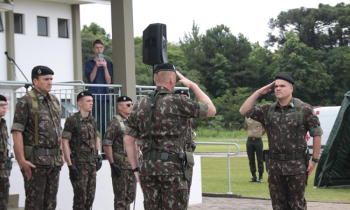 Solenidade marca transmissão do cargo de Adjunto de Comando do 5° RCC