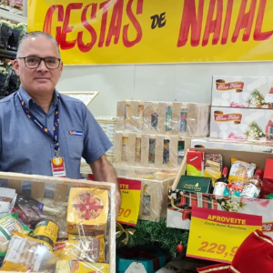 Em oferta no Compre Mais, cestas de Natal a partir de R$ 39,90 e em 10 vezes sem juros