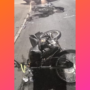 Colisão entre motos deixa dois jovens gravemente feridos em Mafra