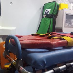 Homem quebra perna em acidente com roçadeira em Itaiópolis