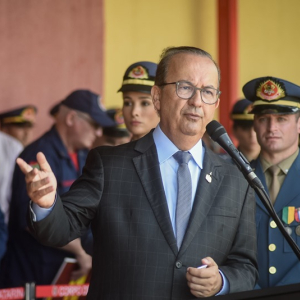 Jorginho Mello participa de troca de comando do Corpo de Bombeiros Militar e da PMSC