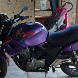 Moto furtada em Rio Negro é recuperada pela PM em Itaiópolis
