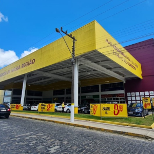 Confira as ofertas da promoção "Preço no Chão" do Compre Mais