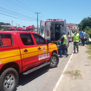 Homem fica ferido após queda de motocicleta na BR-280, em Mafra