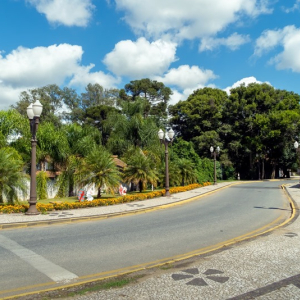 Semana começa com sol e temperaturas próximas de 30°C na região