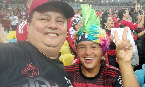 Jovem com necessidades especiais realiza sonho de conhecer o Maracanã
