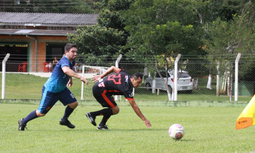 Vetera de Papanduva é o primeiro semifinalista da Copa Serju Sênior de Futebol