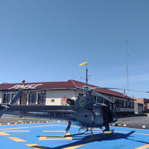 Helicóptero é usado nas buscas por motorista que atropelou policial