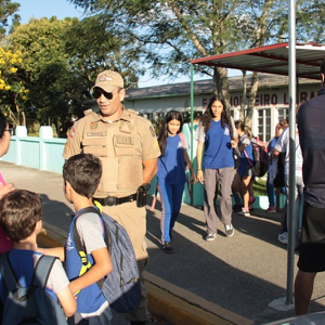 Operação Minha Escola: PM reforça policiamento nas escolas da região